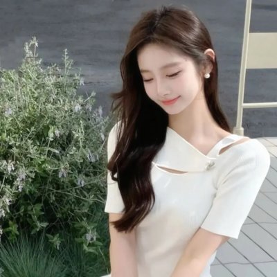 某科学的超电磁炮OVA：炎炎酷日下做摄影模特也不轻松啊