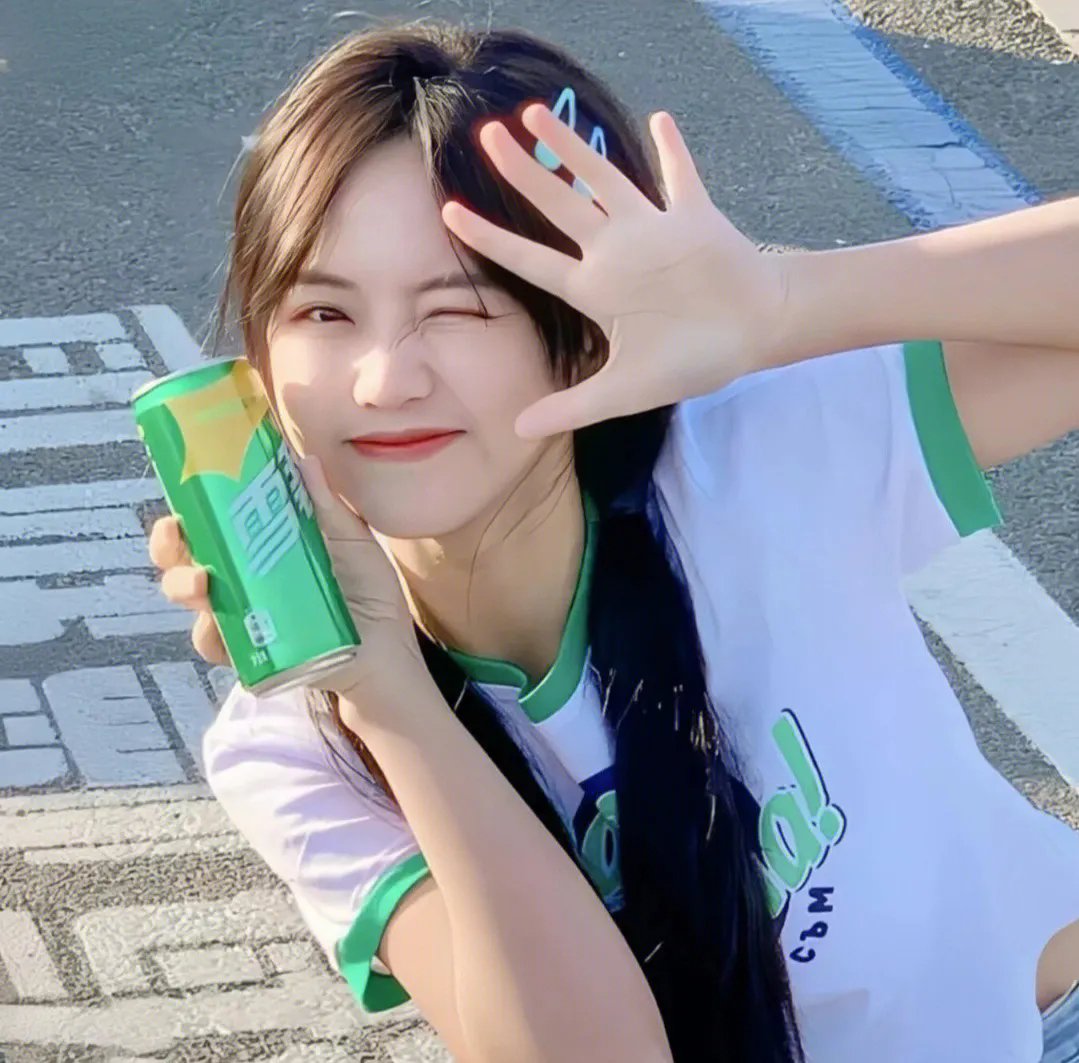 八零团宠，带领全家致富